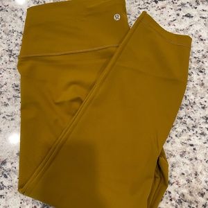 Lululemon  Wunder Train High-Rise Tight 25"